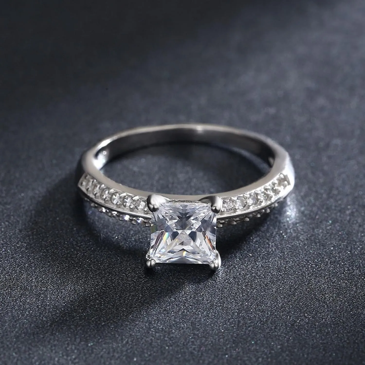 Aesthetic Rings Engagement Rings White Gold 9K/14K White Gold Au375/Au585 Size 6mm Moissanite Stackable for Women Wedding