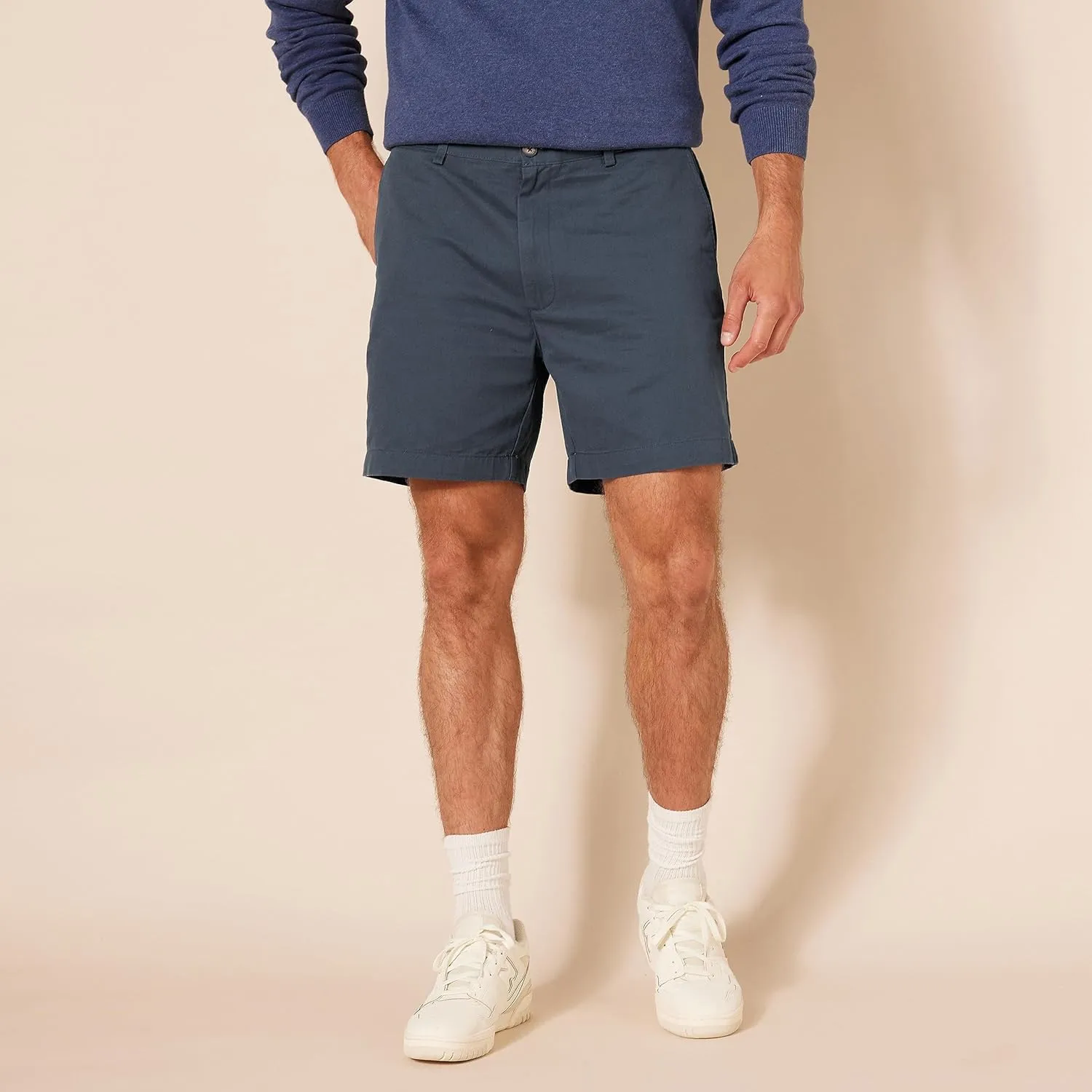 Amazon Essentials Men's Classic-Fit 7" Chino Short