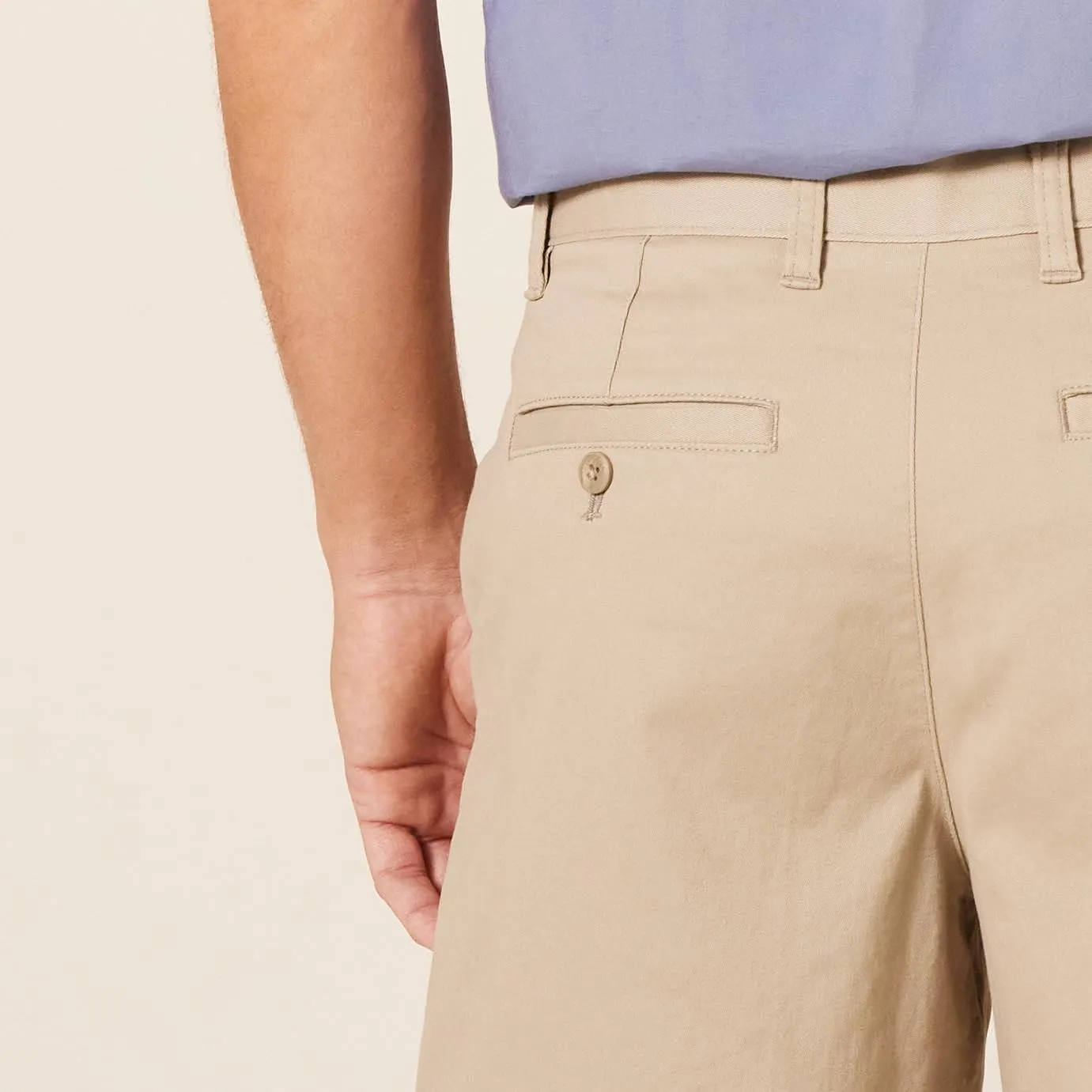 Amazon Essentials Men's Classic-Fit 7" Comfort Stretch Chino Short
