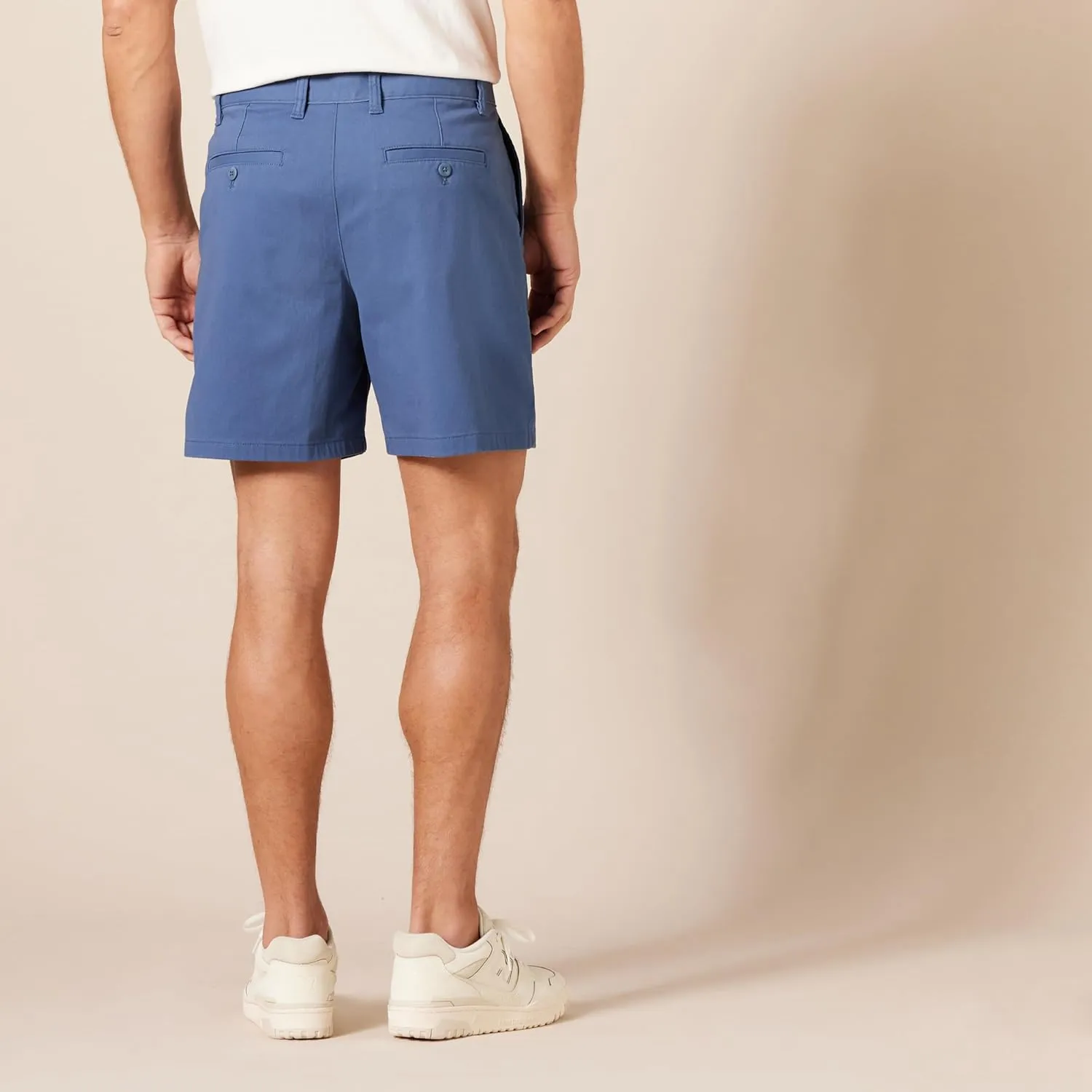 Amazon Essentials Men's Classic-Fit 7" Comfort Stretch Chino Short