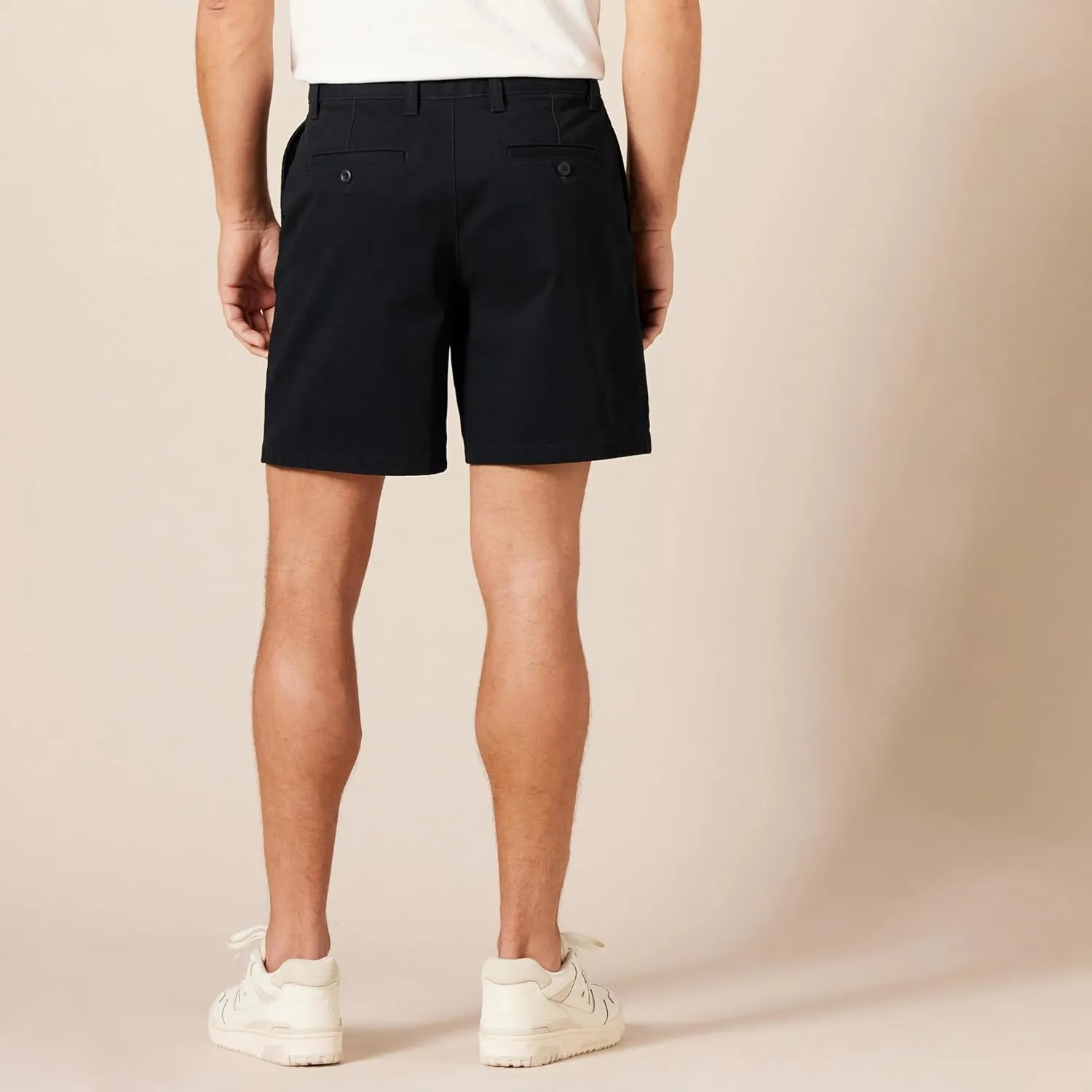 Amazon Essentials Men's Classic-Fit 7" Comfort Stretch Chino Short