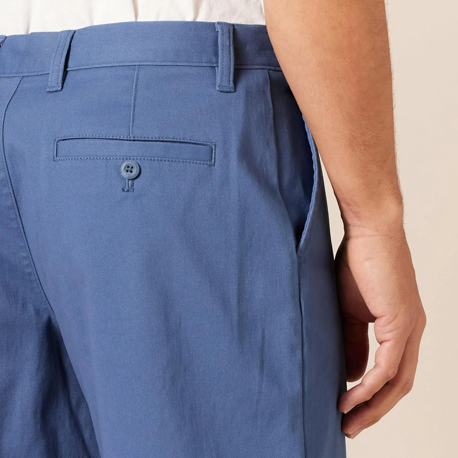 Amazon Essentials Men's Classic-Fit 9" Comfort Stretch Chino Short