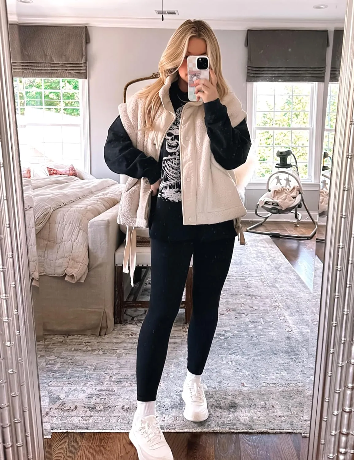 APAFES Women Oversized Fleece Vest Winter Warm Stand Collar Flysleeve Fuzzy Jackets Outerwear Coat with Pockets