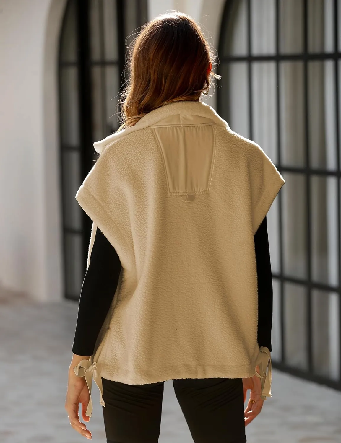 APAFES Women Oversized Fleece Vest Winter Warm Stand Collar Flysleeve Fuzzy Jackets Outerwear Coat with Pockets