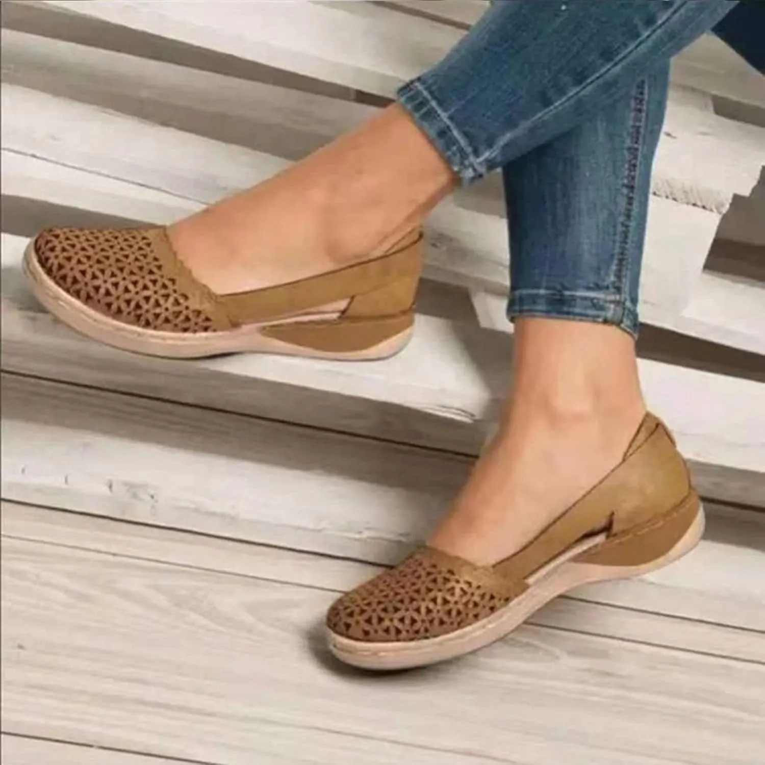 Cathalem Sandals for Women Dressy Summer, Women's Sandals Summer Comfy Closed Toe Slip On Flat Sandals