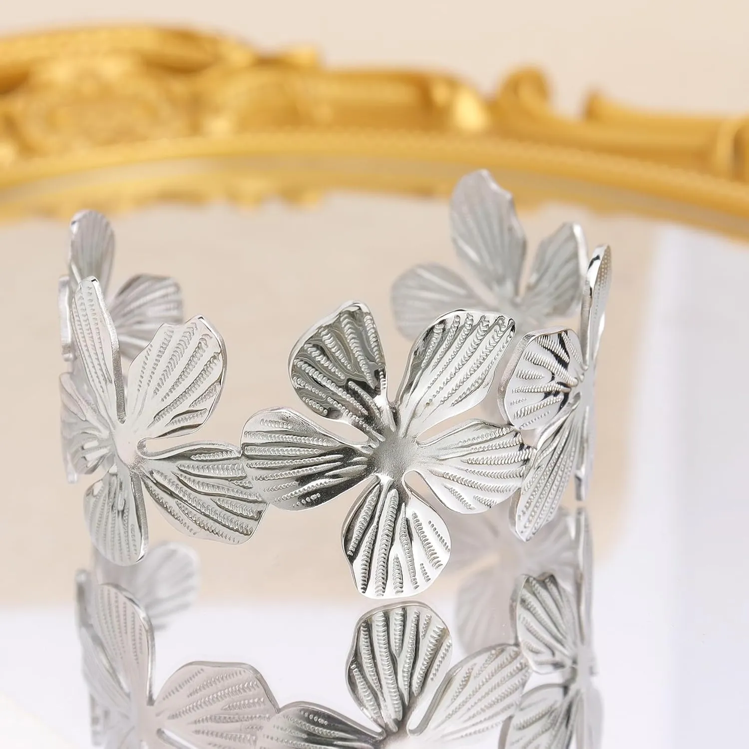 Chunky Open Cuff Bangle Bracelets for Woman, Textured Flower Bangles Jewelry Gifts