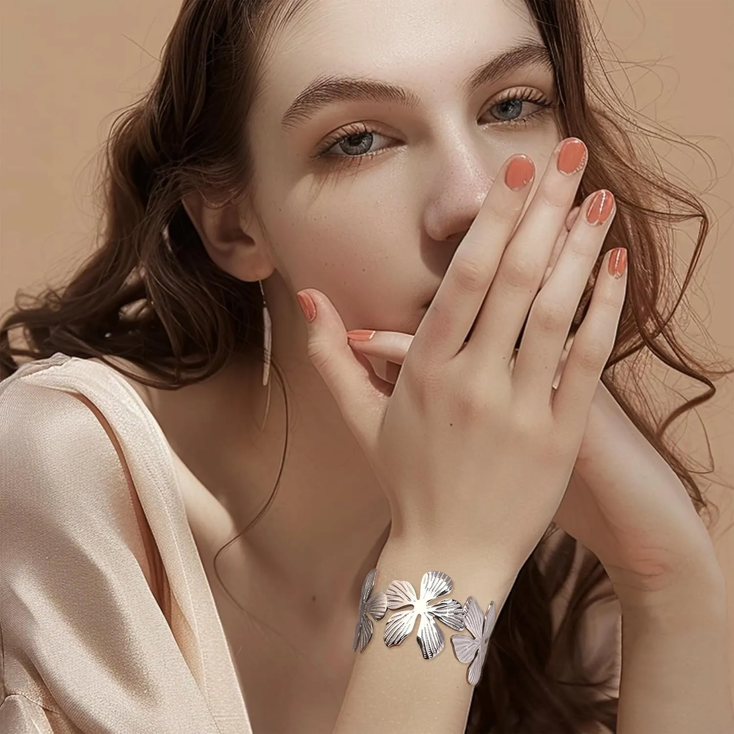 Chunky Open Cuff Bangle Bracelets for Woman, Textured Flower Bangles Jewelry Gifts