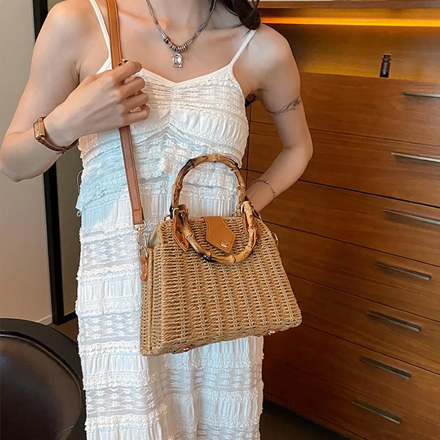 Crossbody Handbag for Women Handmade Straw Woven Beach Bag 2025 Wicker Rattan Handle Purse for Summer