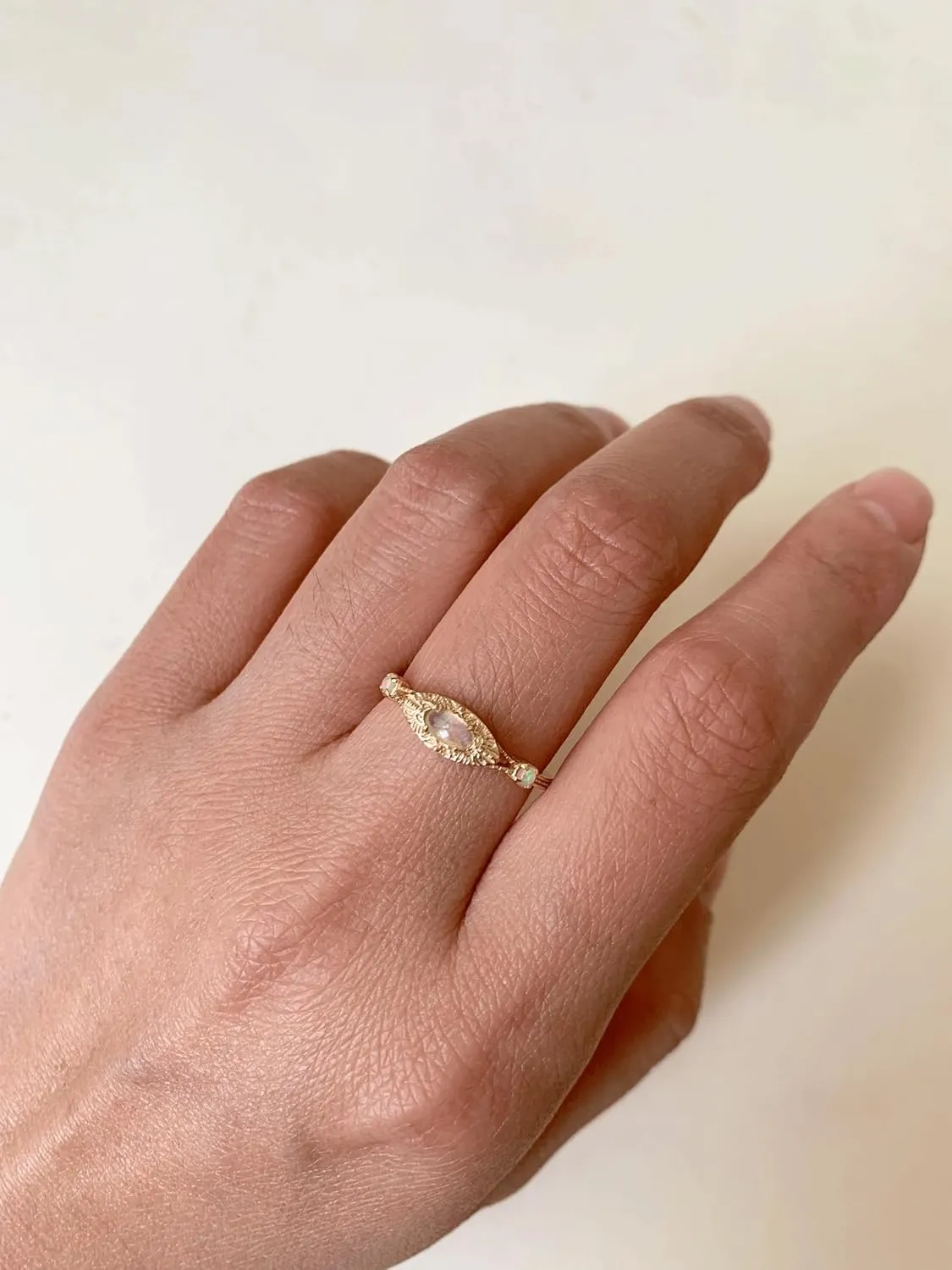 Dainty Promise Rings for Women Gold Silver Gemstone Stackable Ring Simple Three Stones Gem Engagement Wedding Vintage Jewelry