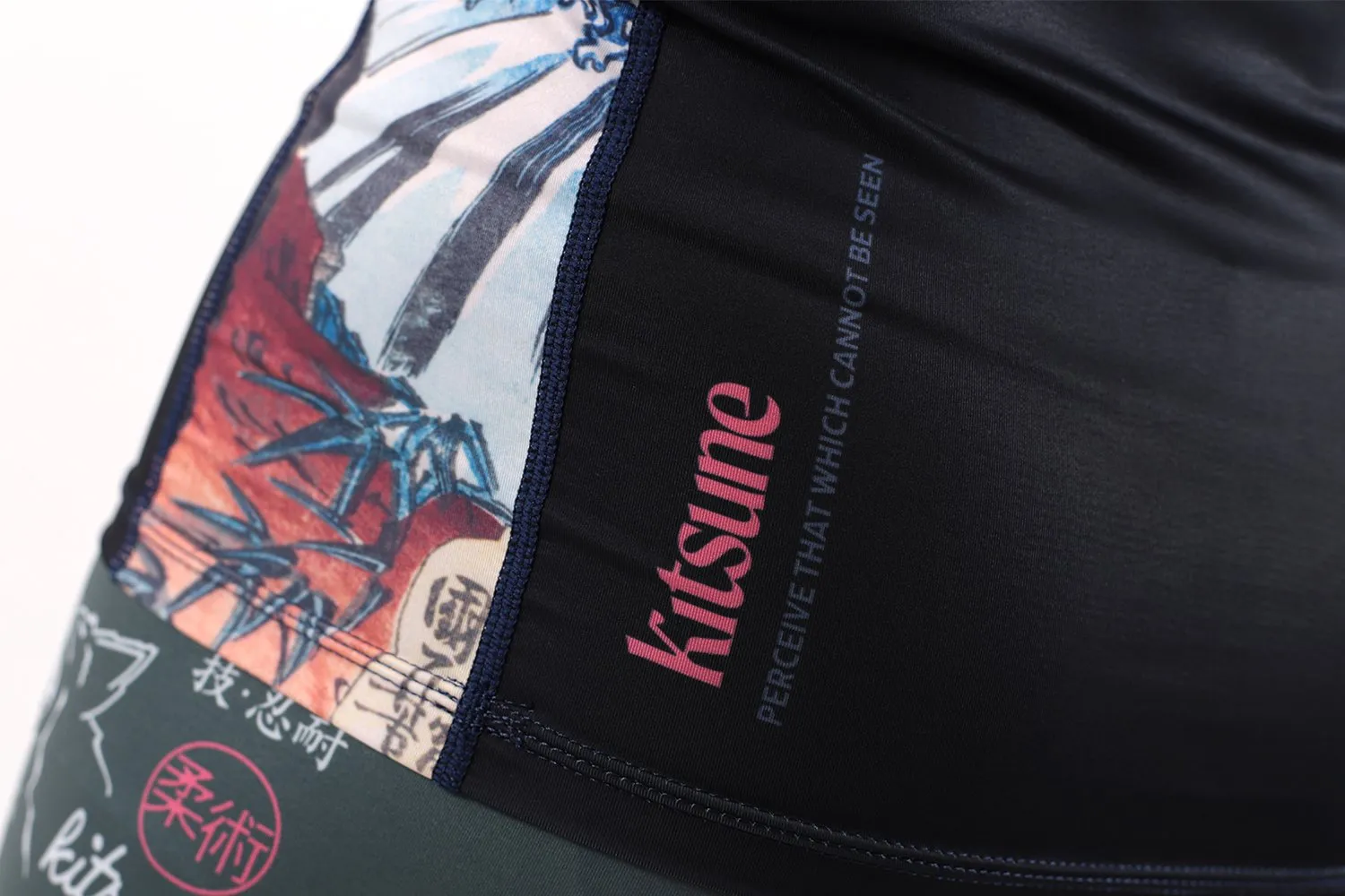 Kitsune "Hydro" Short-Sleeve Men's Rash Guard