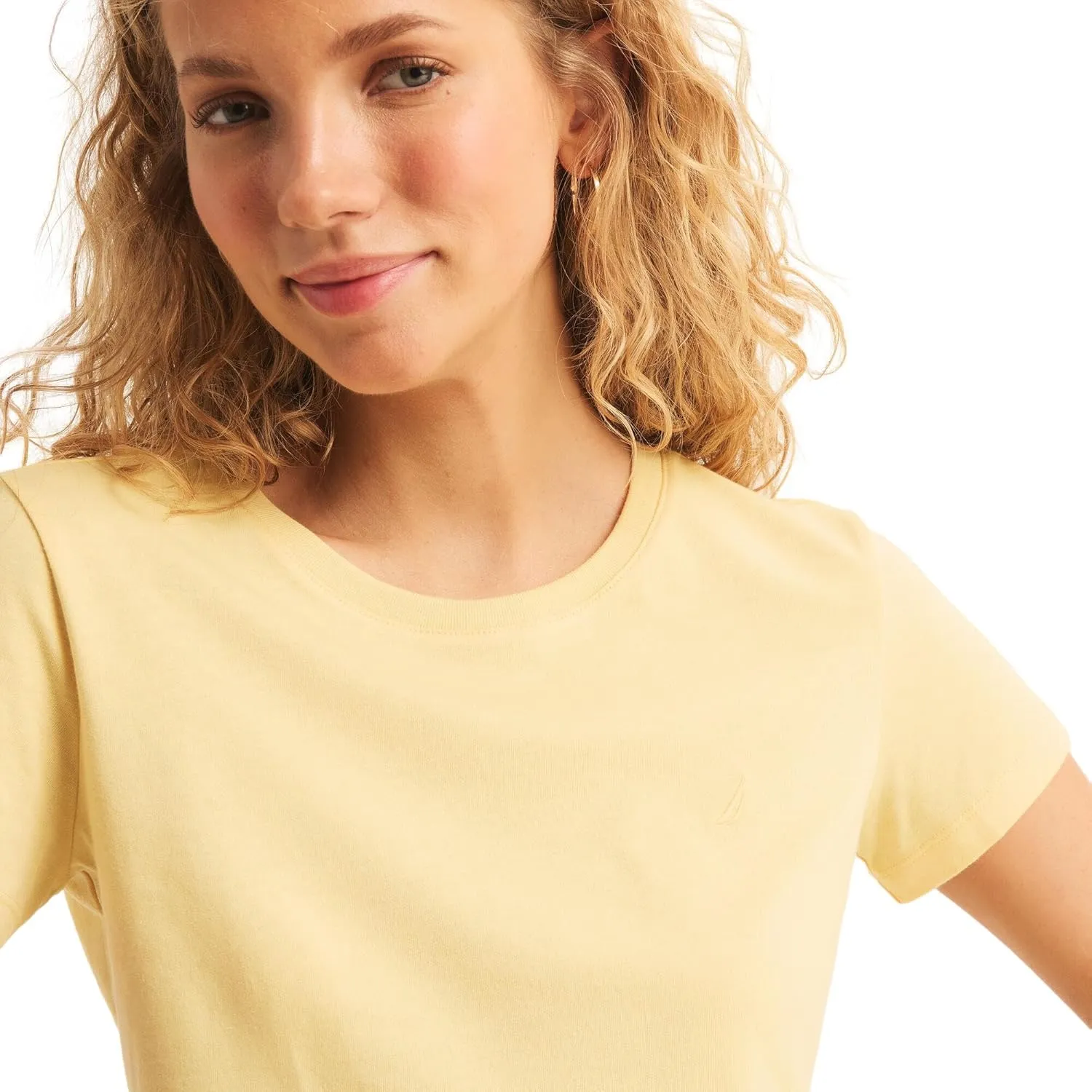 Nautica Women's Classic Fit Crew-Neck J-Class T-Shirt