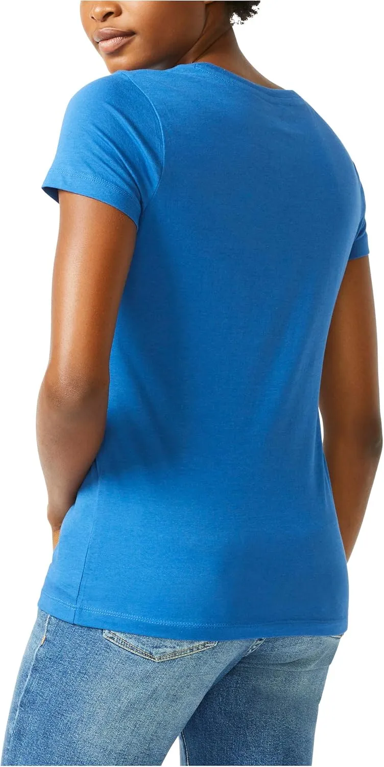 Nautica Women's Classic Fit Crew-Neck J-Class T-Shirt