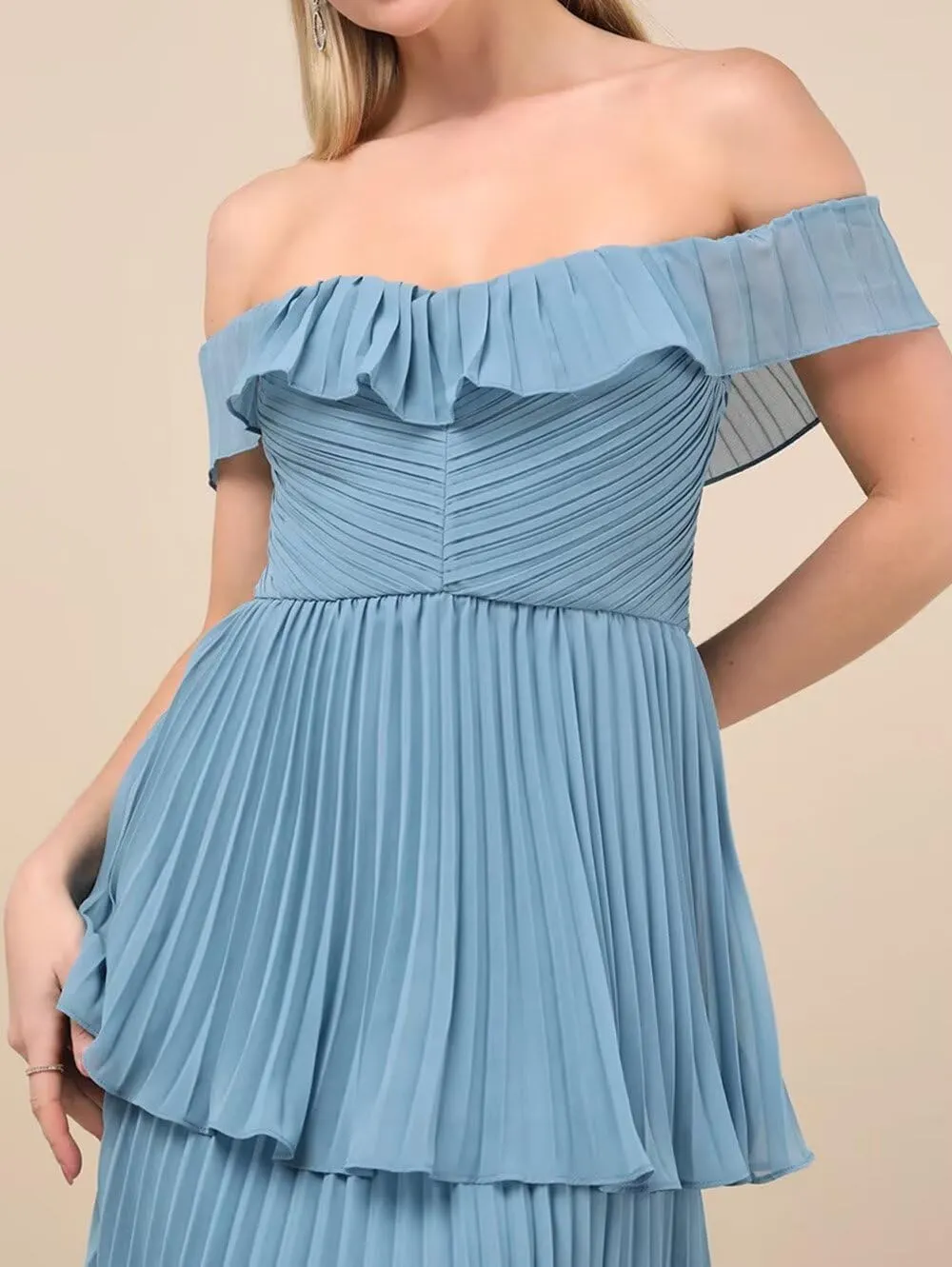 Tiered Layers Bridesmaid Dresses for Women Off The Shoulder Floor Length Party Gown