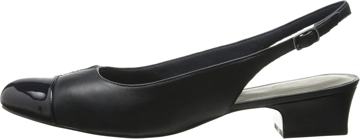 Trotters Women's DEA Pumps