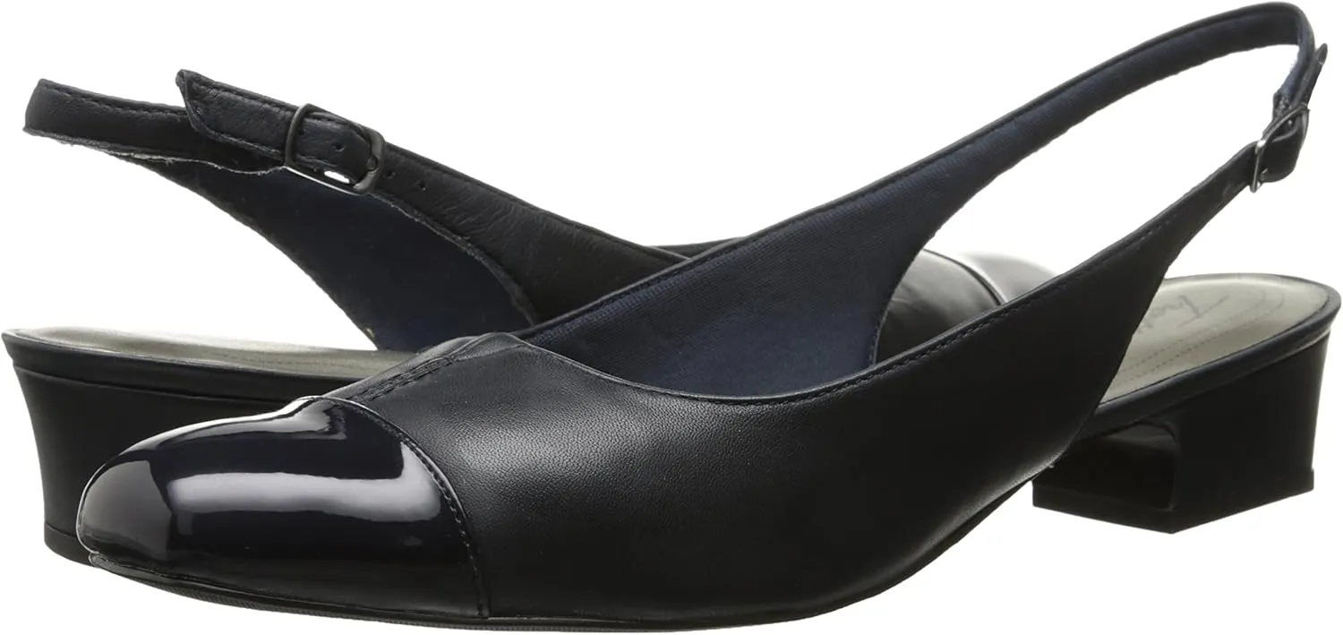 Trotters Women's DEA Pumps