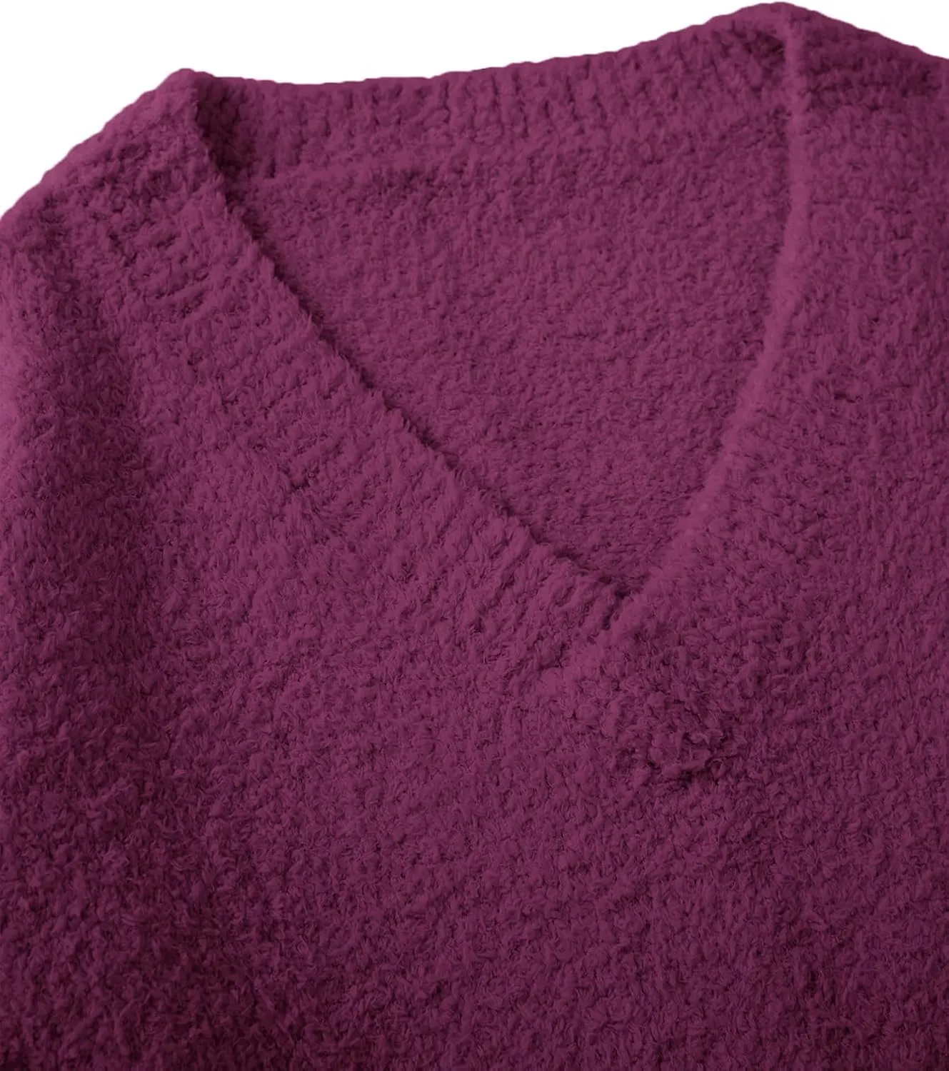 Vrtige Women's Oversized Sweater Fuzzy Chunky Knit V Neck Long Sleeve Warm Pullover Sweater