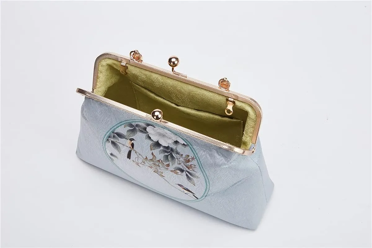 Women Chinese Classical Embroidery Purse Vintage Embroidery Clutch Handag with Tassel and Pendant