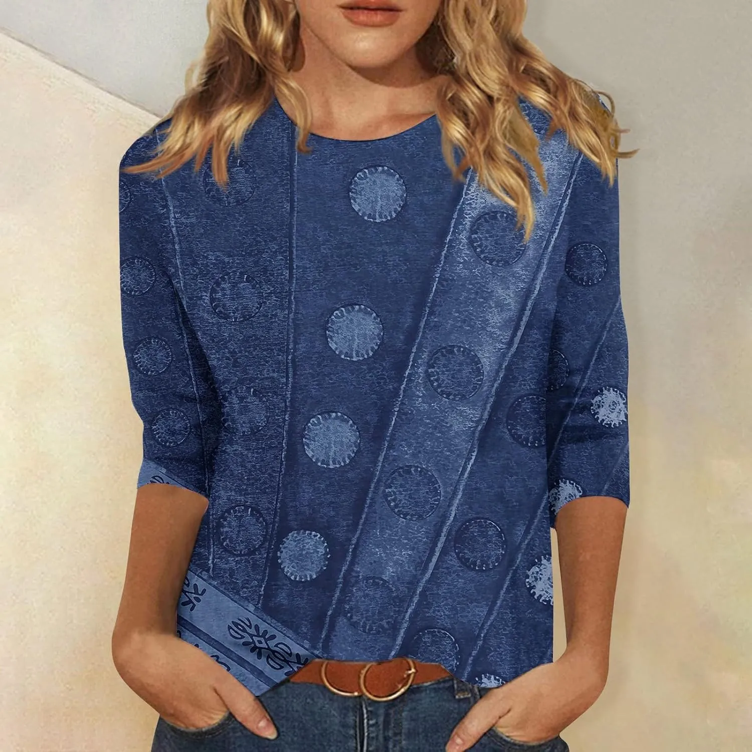 Women's Casual 3/4 Sleeve T-Shirts Round Neck Basic Tees Blouses Long Sleeve Comfort Slim Fit Painting Graphic Tees