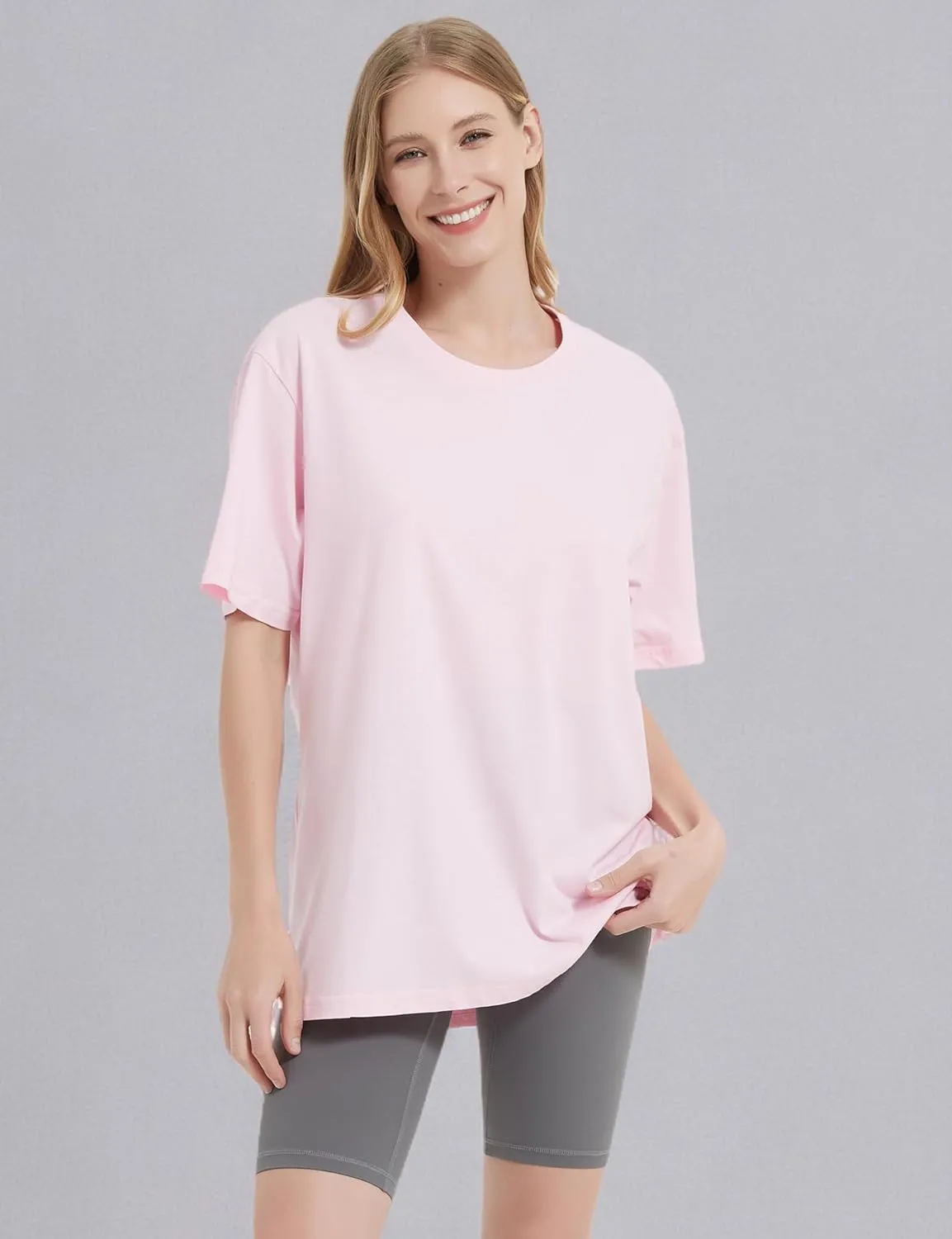 Womens Oversized Boyfriend Tee Shirts Short Sleeve Trendy Crew Neck Loose Workout Tee Casual Summer Tops Cotton
