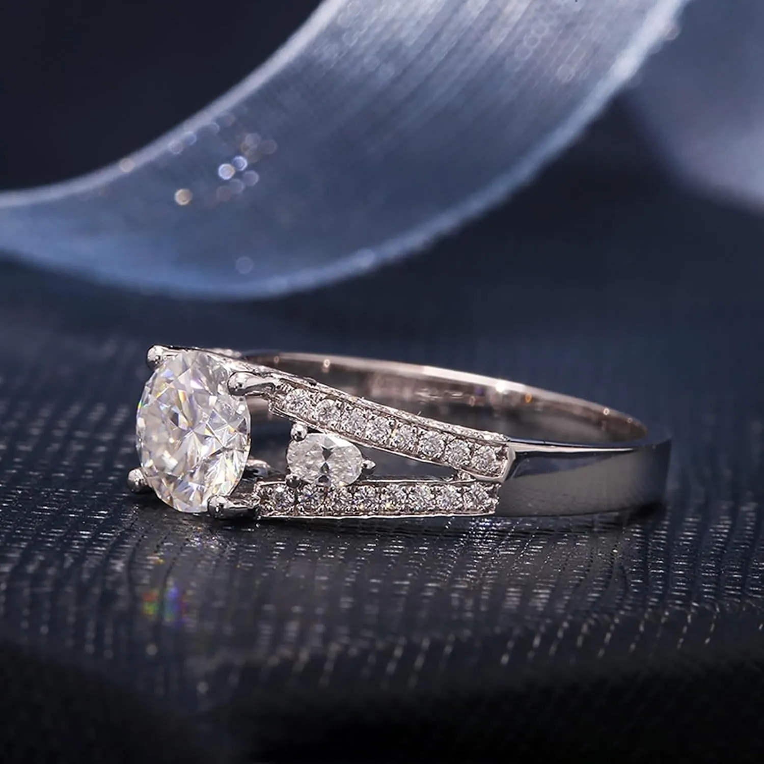 Wycian Unique Engagement Ring, Moissanite Ring Men Moissanite Stackable Knuckle Ring for Women Valentines Day Gem Ring