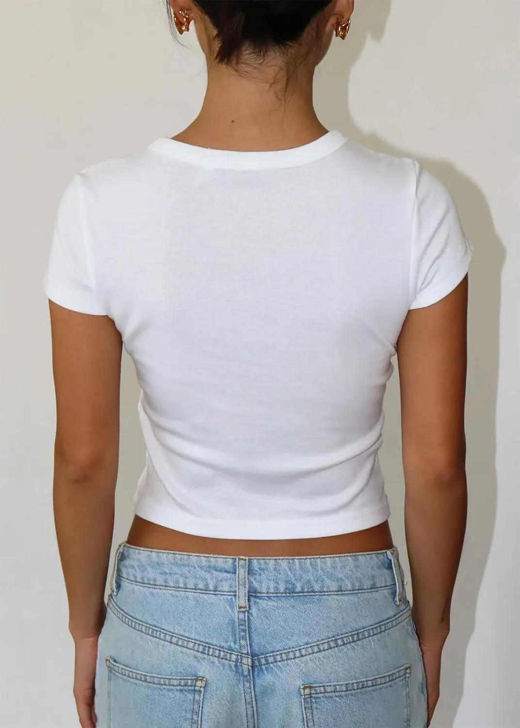 Y2K Graphic Baby Tees for Women Cute Sea Shell Print Short Sleeve Crew Neck Slim Fit Crop Tops Aesthetic T-Shirts